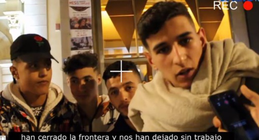 شاهدوا.. تصريحات جد مؤثرة لأطفال عبروا إلى سبتة سباحة شاهدوا.. تصريحات جد مؤثرة لأطفال عبروا إلى سبتة سباحة