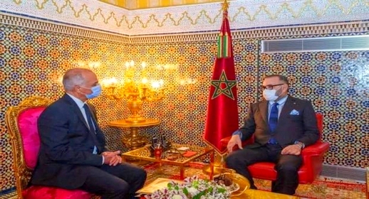 الملك يستقبل رئيس اللجنة الخاصة بالنموذج التنموي ويتسلم تقريرا عن مخطط اللجنة