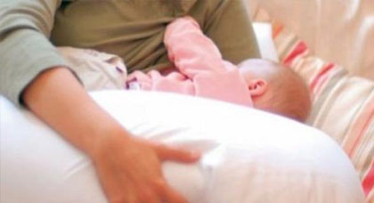 محاكمة اسباني اشترى رضيعا مغربيا بثلاثة آلاف أورو محاكمة اسباني اشترى رضيعا مغربيا بثلاثة آلاف أورو