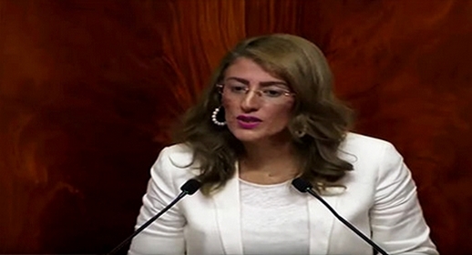 أحكيم تطالب وزير الصحة بسن "دستور الأدوية" وحماية قطاع الصيدلة من المشاكل والتخبطات أحكيم تطالب وزير الصحة بسن "دستور الأدوية" وحماية قطاع الصيدلة من المشاكل والتخبطات