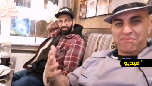 لمروبل وعبد الصمد دوسلدورف يطلان على المتابعين بفيلم فكاهي قصير من ألمانيا لمروبل وعبد الصمد دوسلدورف يطلان على المتابعين بفيلم فكاهي قصير من ألمانيا