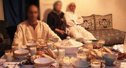 هكذا يستقبل المغاربة شهر رمضان بتزيين مساجدهم وبيوتهم هكذا يستقبل المغاربة شهر رمضان بتزيين مساجدهم وبيوتهم