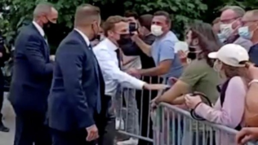 المحكمة تصدر حكمها في حق صافع الرئيس الفرنسي "ماكرون"