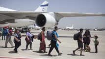 المرشدون المغاربة يتعلمون العبرية استعدادا لاستقبال نصف مليون سائح يهودي المرشدون المغاربة يتعلمون العبرية استعدادا لاستقبال نصف مليون سائح يهودي