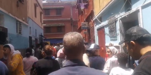 القبض على متشرد ذبح طفلة كانت تلعب أمام منزل والديها القبض على متشرد ذبح طفلة كانت تلعب أمام منزل والديها