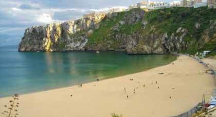 شواطئ الريف مؤهلات في حاجة إلى اهتمام.. شواطئ الحسيمة وجهة العائلات في الصيف شواطئ الريف مؤهلات في حاجة إلى اهتمام.. شواطئ الحسيمة وجهة العائلات في الصيف