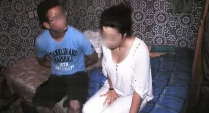 اعتقال طالب وعشيقته يمارسان الفاحشة نهارا بفاس اعتقال طالب وعشيقته يمارسان الفاحشة نهارا بفاس