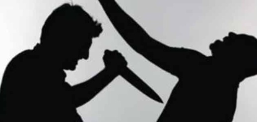 العروي.. عناصر الأمن يلقون القبض على شخص أرسل شابا للمستشفى في حالة حرجة