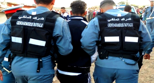 عناصر الدرك الملكي بقرية أركمان تنهي نشاط لص روع ساكنة عدد من دواوير الجماعة عناصر الدرك الملكي بقرية أركمان تنهي نشاط لص روع ساكنة عدد من دواوير الجماعة