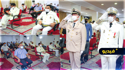 شاهدوا.. مراسيم الإنصات للخطاب الملكي بمناسبة عيد العرش شاهدوا.. مراسيم الإنصات للخطاب الملكي بمناسبة عيد العرش