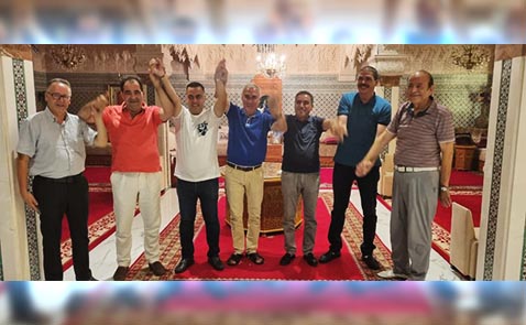بحضور سلامة وأوجار.. الرحموني وكيلا للائحة الأحرار بالناظور وحفيظ ميدان وصيفا متبوعا بأمين الصوفي بحضور سلامة وأوجار.. الرحموني وكيلا للائحة الأحرار بالناظور وحفيظ ميدان وصيفا متبوعا بأمين الصوفي