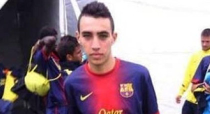 لاعب مغربي يقتحم تدريبات الفريق الأول لبرشلونة لاعب مغربي يقتحم تدريبات الفريق الأول لبرشلونة