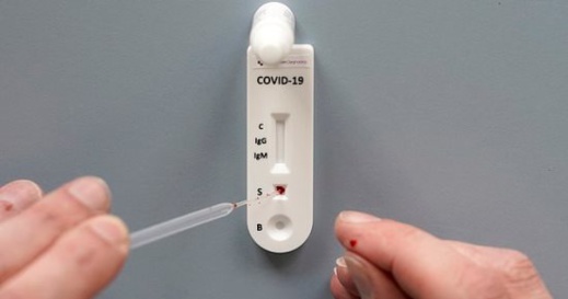 الاختبار السريع للكشف عن كورونا يعود الى الصيدليات الاختبار السريع للكشف عن كورونا يعود الى الصيدليات