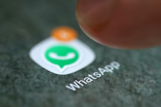 إدارة "فيسبوك" تغلق مجموعة "طالبان" على "واتساب" إدارة "فيسبوك" تغلق مجموعة "طالبان" على "واتساب"