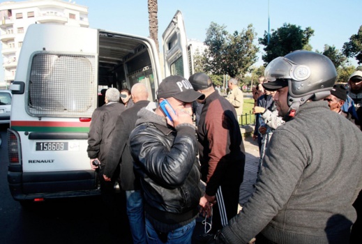 الأمن يوقف شخصا يشتبه تورطه في قضية تتعلق بالضرب والجرح المفضي إلى الموت في حق مسير مطعم الأمن يوقف شخصا يشتبه تورطه في قضية تتعلق بالضرب والجرح المفضي إلى الموت في حق مسير مطعم