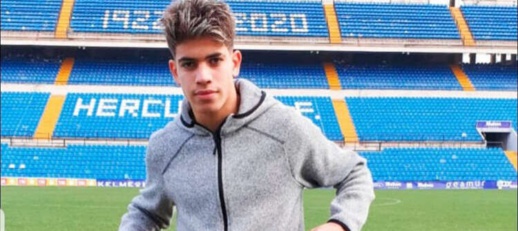 هيركوليس يطالب برشلونة باداء مبلغ ضخم مقابل التخلي عن المغربي الزلزولي هيركوليس يطالب برشلونة باداء مبلغ ضخم مقابل التخلي عن المغربي الزلزولي