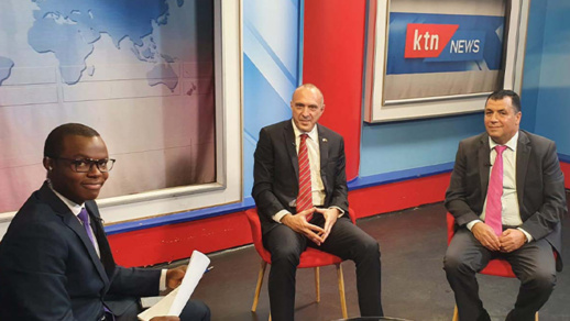 في حوار تلفزي مع السفير الإسرائيلي.. السفير مختار غامبو يقصف الجزائر ويدعوا حكومة كينيا إلى طرد جبهة البوليساريو في حوار تلفزي مع السفير الإسرائيلي.. السفير مختار غامبو يقصف الجزائر ويدعوا حكومة كينيا إلى طرد جبهة البوليساريو