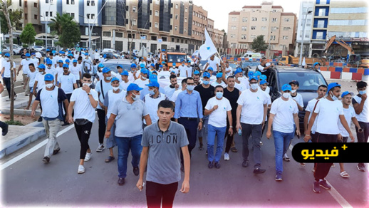 بقيادة الرحموني وتحتوح والصوفي وحفيظ ميدان.. حزب الحمامة يستعرض قوته وسط الناظور وحي عاريض