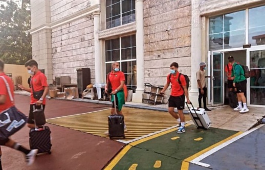 بعثة المنتخب الوطني لكرة القدم: عشنا لحظات صعبة بغينيا ونشكر الملك محمد السادس على رعايته الكريمة بعثة المنتخب الوطني لكرة القدم: عشنا لحظات صعبة بغينيا ونشكر الملك محمد السادس على رعايته الكريمة