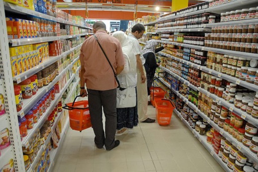 في غمرة انشغال المغاربة مع الانتخابات.. ارتفاع أسعار المواد الغذائية ما بين 25 و50 في المائة في غمرة انشغال المغاربة مع الانتخابات.. ارتفاع أسعار المواد الغذائية ما بين 25 و50 في المائة