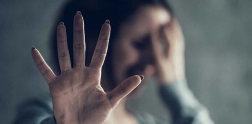 .”الجنس مقابل النقط “يورط أستاذا جامعيا .”الجنس مقابل النقط “يورط أستاذا جامعيا