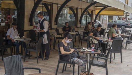 ابتداء من الجمعة.. الحكومة تعلن تخفيف "قيود كورونا" بالمغرب ابتداء من الجمعة.. الحكومة تعلن تخفيف "قيود كورونا" بالمغرب