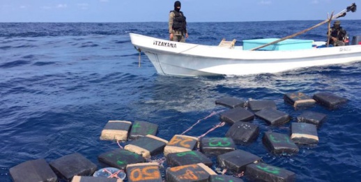 البحرية الملكية تحجز حوالي 5 أطنان من مخدر الشيرا بساحل الناظور