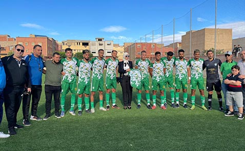 بحضور أعضاء من المكتب المسير الجديد.. الهلال الرياضي لكرة القدم يبدأ مشواره بفوز ثمين خارج الديار بحضور أعضاء من المكتب المسير الجديد.. الهلال الرياضي لكرة القدم يبدأ مشواره بفوز ثمين خارج الديار