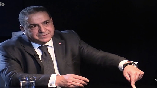 الدخيسي يعود للناظور ويقود حملة أمنية كبرى لتخليص المدينة من النقاط السوداء وتجفيف منابع الإجرام الدخيسي يعود للناظور ويقود حملة أمنية كبرى لتخليص المدينة من النقاط السوداء وتجفيف منابع الإجرام
