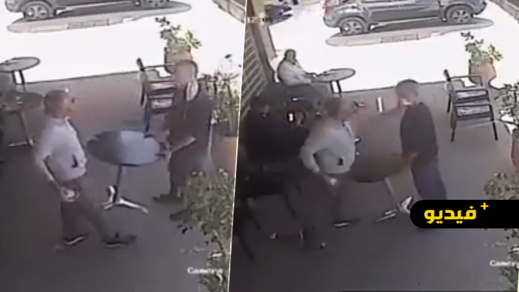 شاهدوا.. ارتجالية القرارات الحكومية تسقط أول نادل ضحية تطبيق جواز التلقيح شاهدوا.. ارتجالية القرارات الحكومية تسقط أول نادل ضحية تطبيق جواز التلقيح