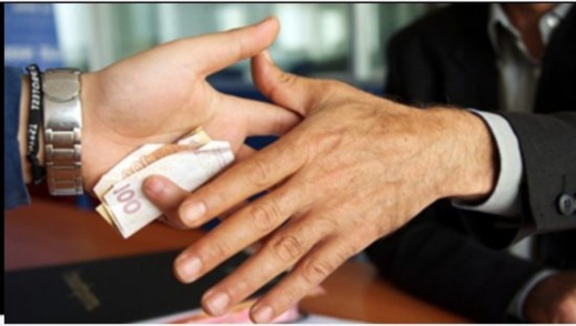 100 درهم تجر عون سلطة إلى التحقيق 100 درهم تجر عون سلطة إلى التحقيق