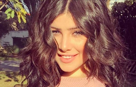 ترشيح "الناظورية" حنان لخضر لمنافسة بطلة "لا كاسا دي بابيل" ونانسي عجرم على لقب أجمل وجه في العالم ترشيح "الناظورية" حنان لخضر لمنافسة بطلة "لا كاسا دي بابيل" ونانسي عجرم على لقب أجمل وجه في العالم