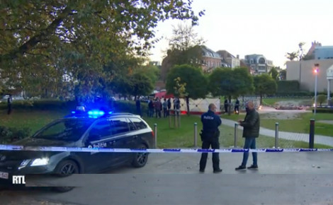 بعد محاولة انقاذ طفلين.. وفاة مهاجر مغربي في بركة مائية ببلجيكا بعد محاولة انقاذ طفلين.. وفاة مهاجر مغربي في بركة مائية ببلجيكا