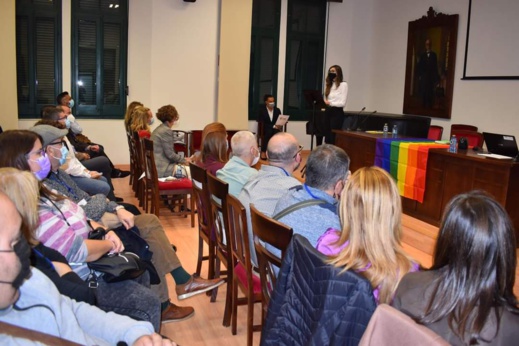 مندوبة الحكومة بمليلية تشجع "مثليات" مغربيات على الانجاب بدون شريك مندوبة الحكومة بمليلية تشجع "مثليات" مغربيات على الانجاب بدون شريك