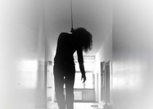 متزوجة تضع حدا لحياتها شنقا في ظروف غامضة بالحسيمة متزوجة تضع حدا لحياتها شنقا في ظروف غامضة بالحسيمة
