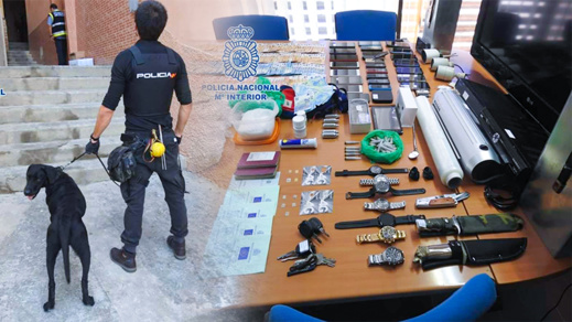 شاهدوا..استنفار بمليلية المحتلة للقبض على مهربي الحشيش شاهدوا..استنفار بمليلية المحتلة للقبض على مهربي الحشيش