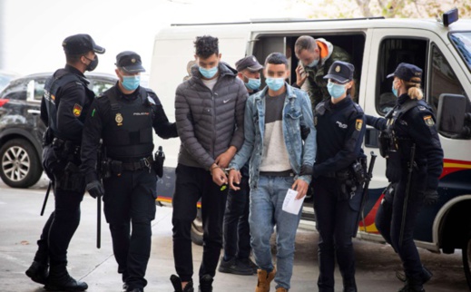 اسبانيا عاجزة عن توقيف باقي المغاربة المتورطين في قضية الفرار الجماعي اسبانيا عاجزة عن توقيف باقي المغاربة المتورطين في قضية الفرار الجماعي