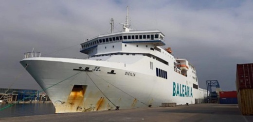 حقيقة منع سفينة حربية مغربية لباخرة إسبانية من دخول مليلية حقيقة منع سفينة حربية مغربية لباخرة إسبانية من دخول مليلية