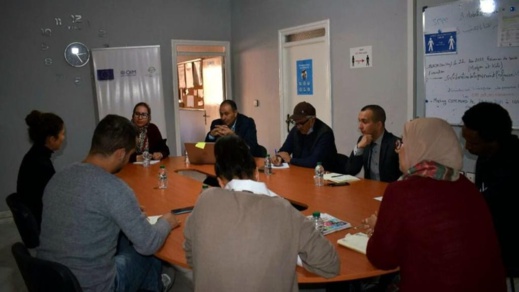 لاورا بالاتيني ممثلة المنظمة الدولية للهجرة في لقاء عمل بجمعية "ثسغناس" بالناظور لاورا بالاتيني ممثلة المنظمة الدولية للهجرة في لقاء عمل بجمعية "ثسغناس" بالناظور