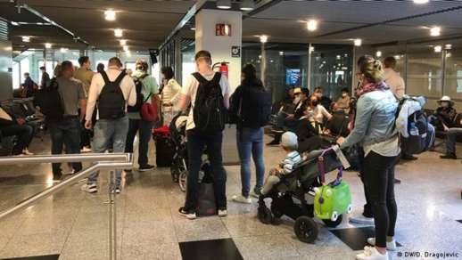 لائحة جديدة.. القادمون من هذه الدول إلى المغرب ليسوا بحاجة لتحليل كورونا  لائحة جديدة.. القادمون من هذه الدول إلى المغرب ليسوا بحاجة لتحليل كورونا