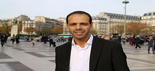شاهدوا.. نجيب أزرقي، مغربي بديار المهجر يعلن ترشحه لرئاسة فرنسا شاهدوا.. نجيب أزرقي، مغربي بديار المهجر يعلن ترشحه لرئاسة فرنسا