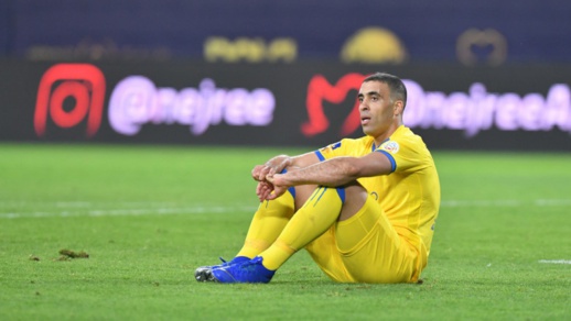 ألفاظ نابية ورسائل "مسيئة" وراء طرد اللاعب المغربي حمد الله من النصر السعودي