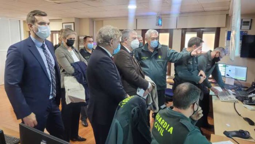 في خطوة استفزازية.. سفير ألماني يزور مليلية المحتلة ويلتقي بعدد من المسؤولين في خطوة استفزازية.. سفير ألماني يزور مليلية المحتلة ويلتقي بعدد من المسؤولين