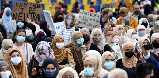 المحكمة تنتصر لمحجبتان منعتا من دخول الثانوية ببلجيكا المحكمة تنتصر لمحجبتان منعتا من دخول الثانوية ببلجيكا