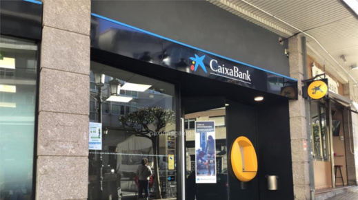 يهم الجالية.. الشرطة الاسبانية تحذر زبناء بنك CaixaBank من الوقوع ضحايا نصب واحتيال يهم الجالية.. الشرطة الاسبانية تحذر زبناء بنك CaixaBank من الوقوع ضحايا نصب واحتيال