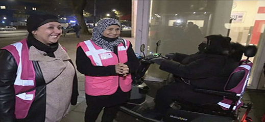 الأمهات المغربيات يقمن بمهام الشرطة في هولندا الأمهات المغربيات يقمن بمهام الشرطة في هولندا
