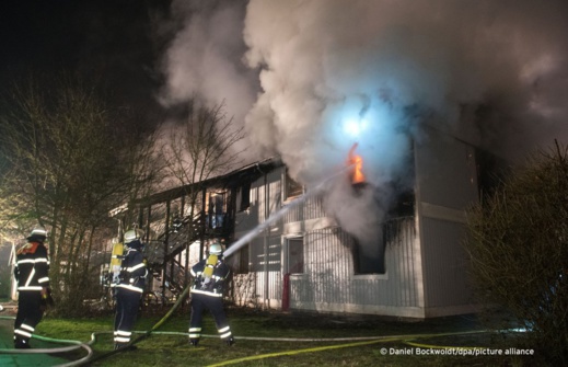 يهم مغاربة بلجيكا.. أقساط التأمين ضد الحريق ترتفع إلى مستوى قياسي يهم مغاربة بلجيكا.. أقساط التأمين ضد الحريق ترتفع إلى مستوى قياسي