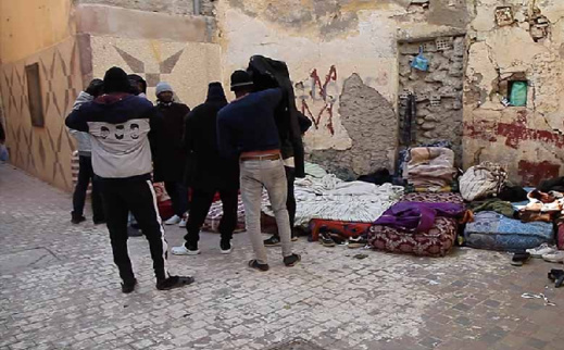 قادمون نحو الناظور.. أكثر من 200 لاجئ سوداني وصلوا وجدة قادمون نحو الناظور.. أكثر من 200 لاجئ سوداني وصلوا وجدة