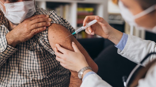 بعد "الصحة العالمية".. الأمم المتحدة تحسم الجدل وترفض التلقيح الإجباري