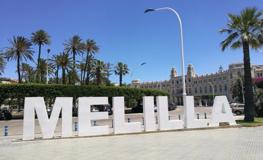 حكومة "سانشيز" تشرع في تنفيذ برامج اقتصادية بعد إغلاق المغرب لحدوده مع سبتة ومليلية